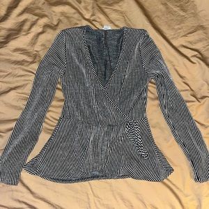 Women’s Medium Black & White Striped Shirt